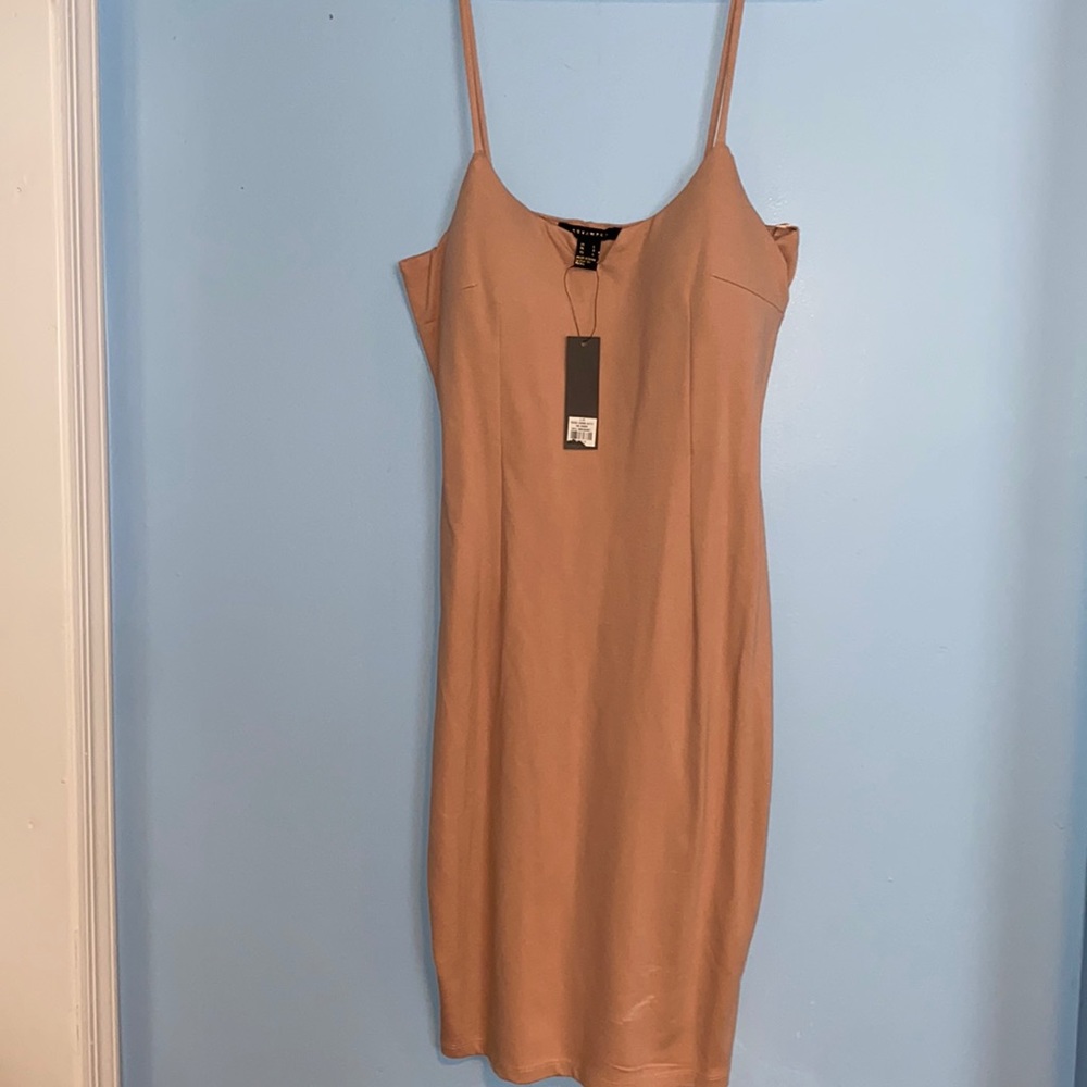 NWT revamped rose colored dress size Juniors Large